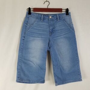 Faith‎ Jeans Denim Shorts Womens 6 Blue Mid Rise Bermuda Medium Wash